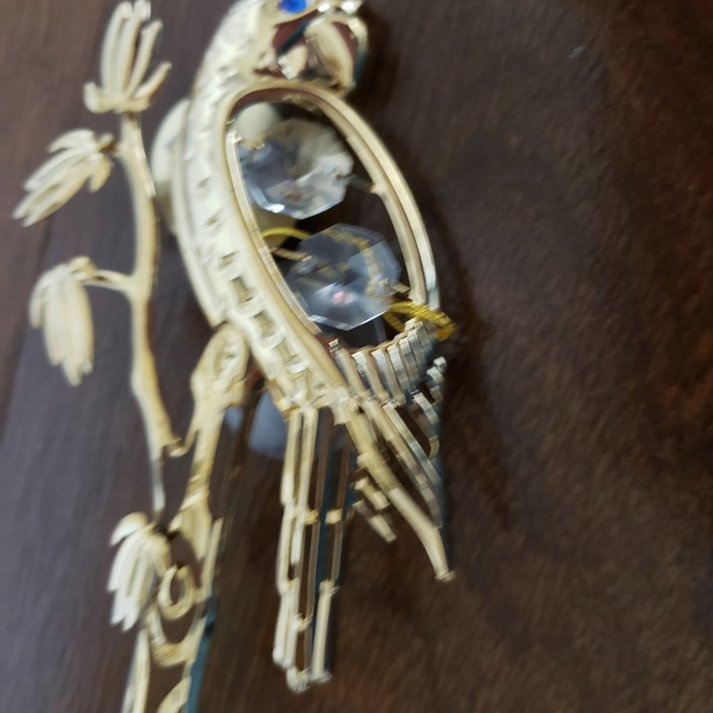24K GOLD PLATED PARROT ORNAMENT AUSTRIAN CRYSTALS new - Picture 2 of 3
